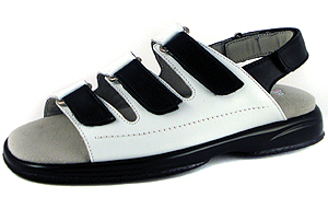 LUCY BLACK ON WHITE CLEARANCE!